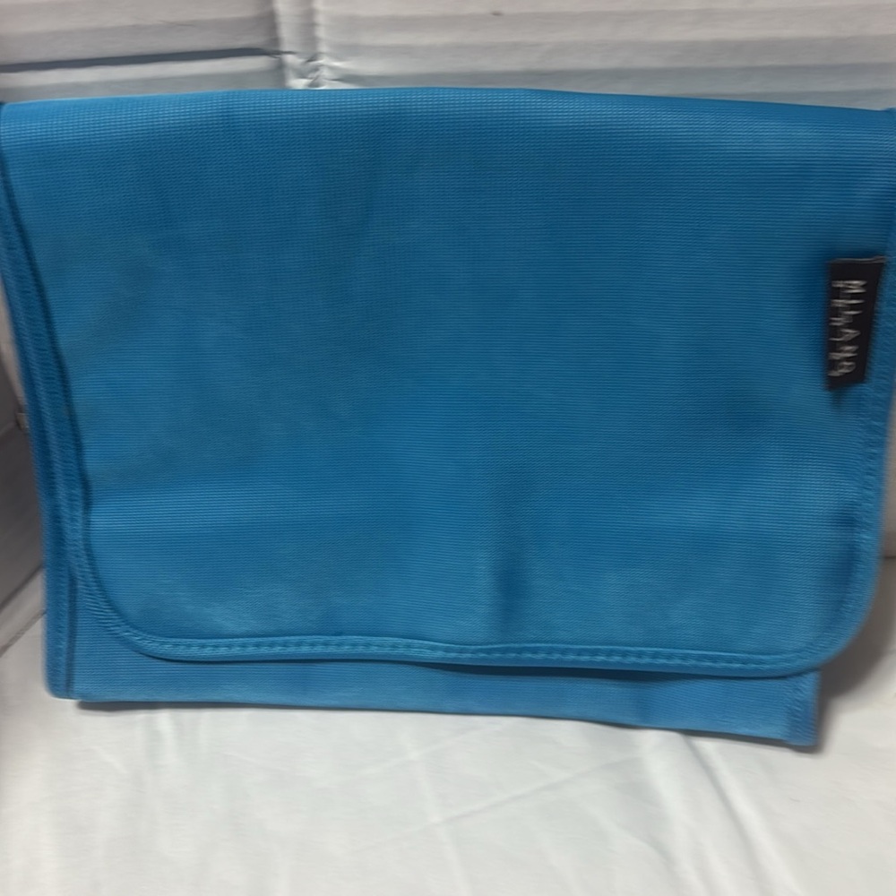 Milano Series Blue Women's jewelry organizer. EUC - Picture 2 of 4